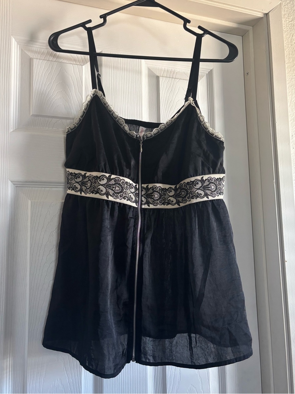 Fancy Zip Up Lace Black Tank - Large